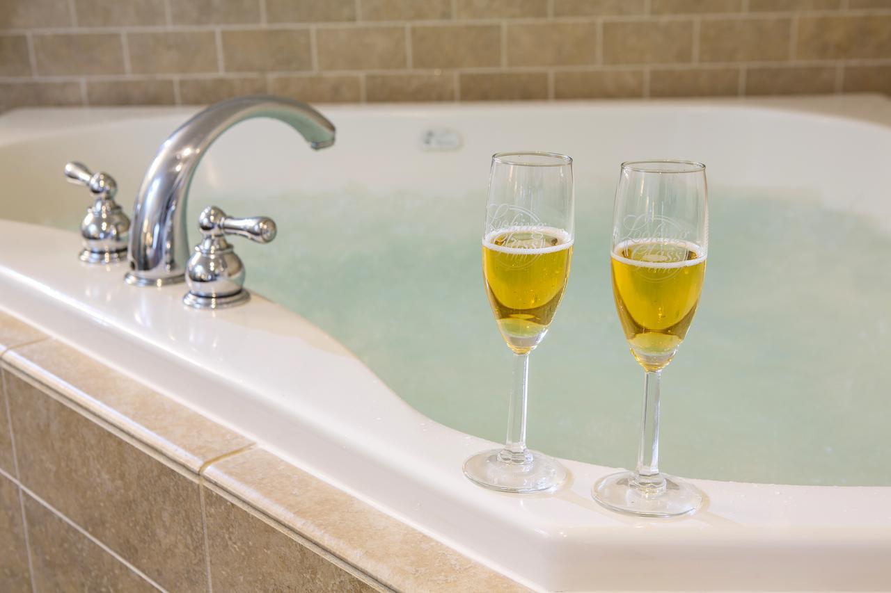 Looking Glass Inn Lincoln City Ngoại thất bức ảnh