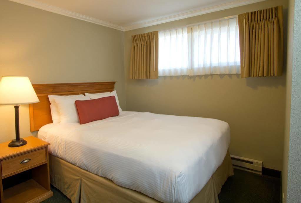 Looking Glass Inn Lincoln City Ngoại thất bức ảnh